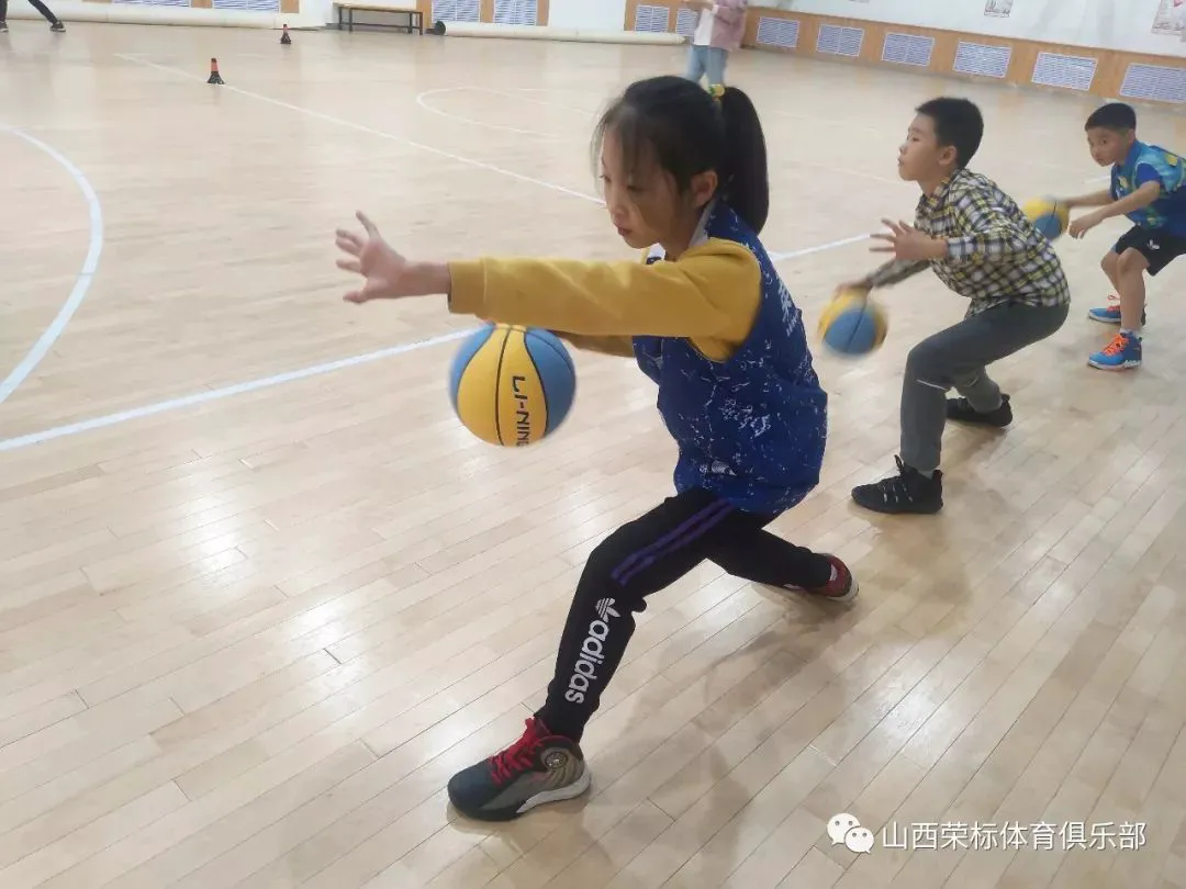 如何用瑜伽帮助篮球运动员提高平衡能力_0